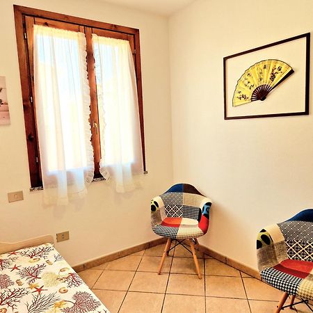 Dimora Rena Dorada - Apartment In Pula, Sardinia, Italy 外观 照片