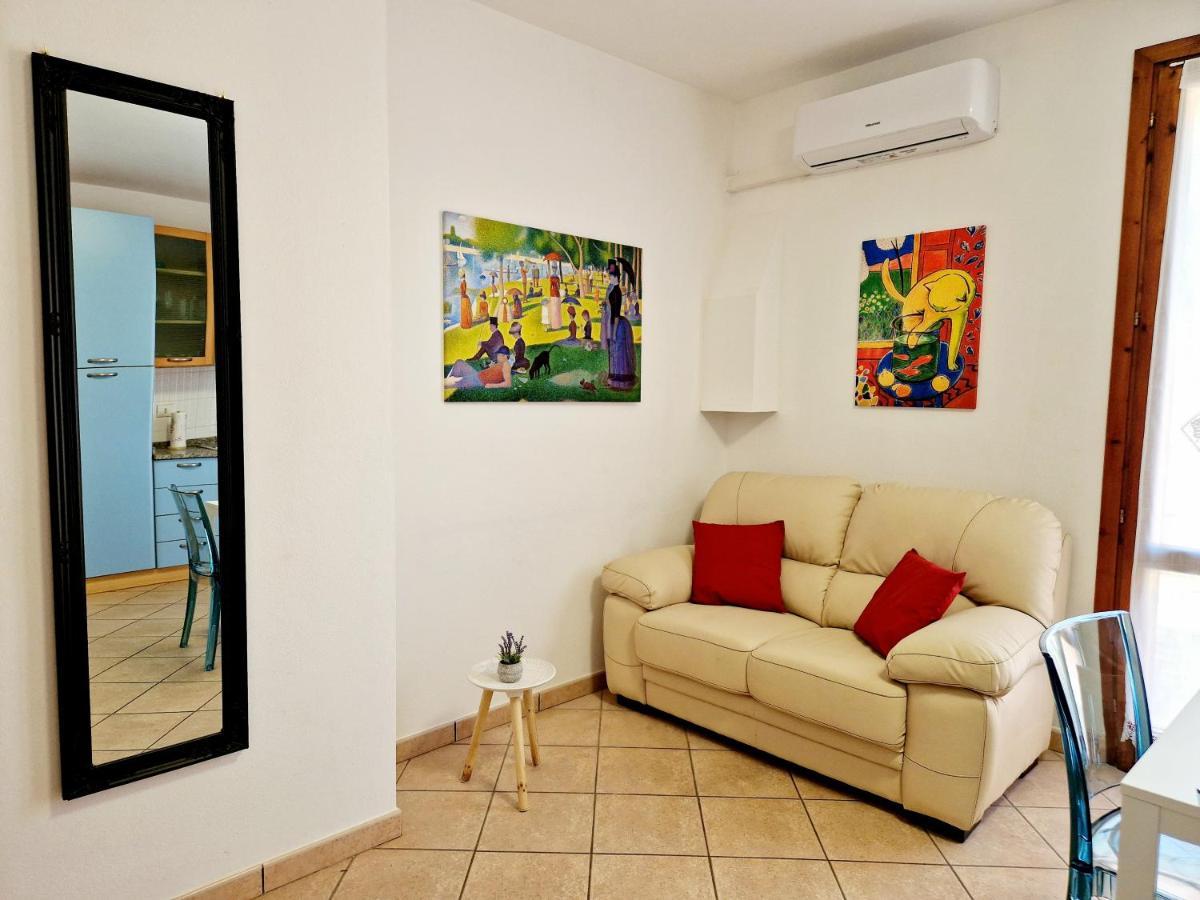 Dimora Rena Dorada - Apartment In Pula, Sardinia, Italy 外观 照片